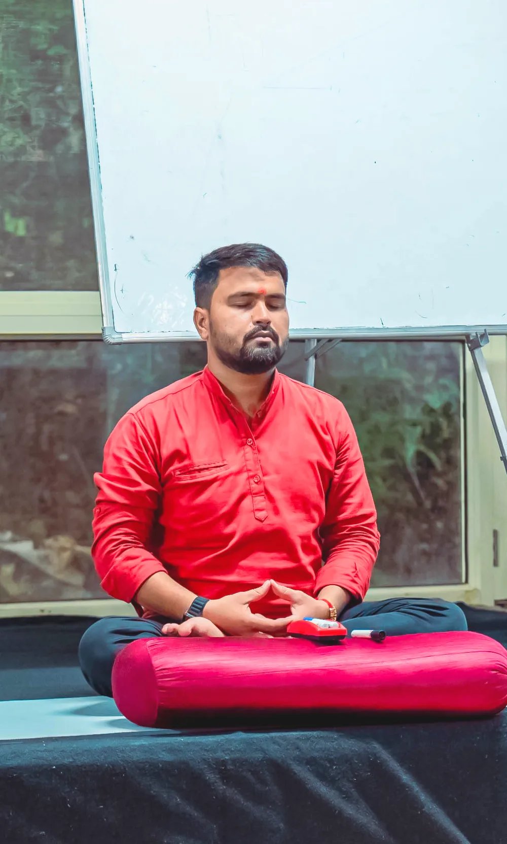 Yogi Ashutosh Mishra - Asana Yoga Teacher