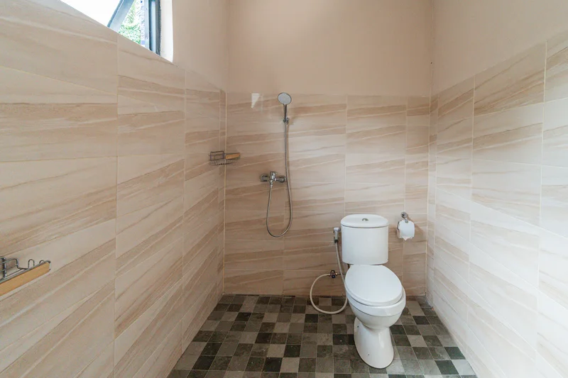 Ensuite bathroom at Samadhi Yoga Ashram, Bali