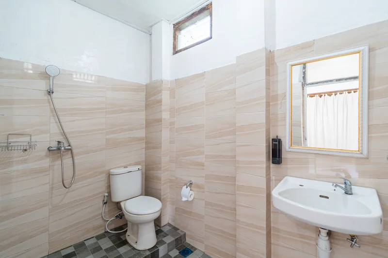 Ensuite bathroom at Samadhi Yoga Ashram, Bali
