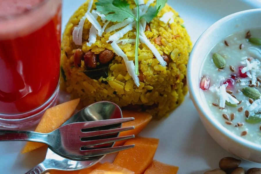Sattvic vegetarian meal at Samadhi Yoga Ashram, Bali - view 3
