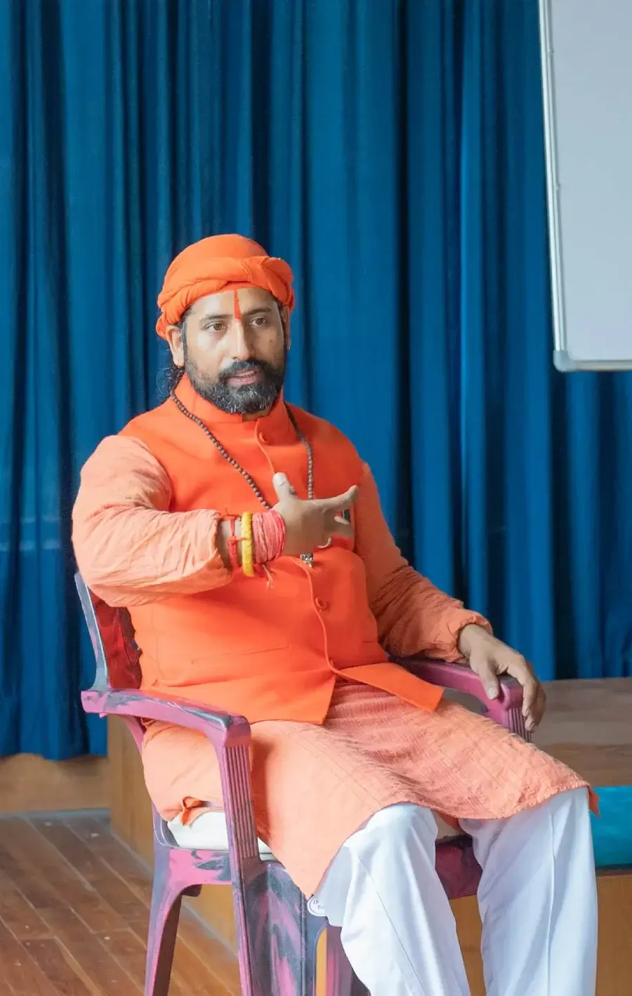 Mandeep Bhatt - Pranayama and Kundalini Yoga