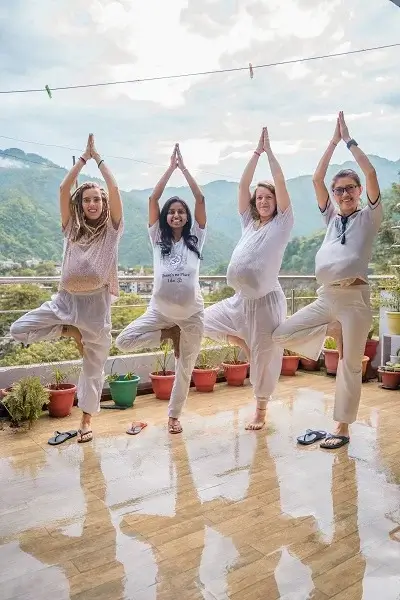 Prenatal Pranayama & Meditation Class for Expectant Mothers in Rishikesh