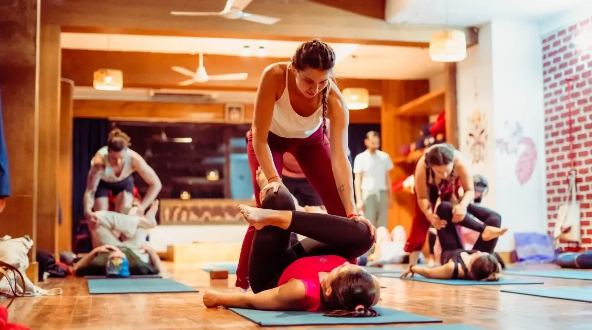 Yoga teacher training Students